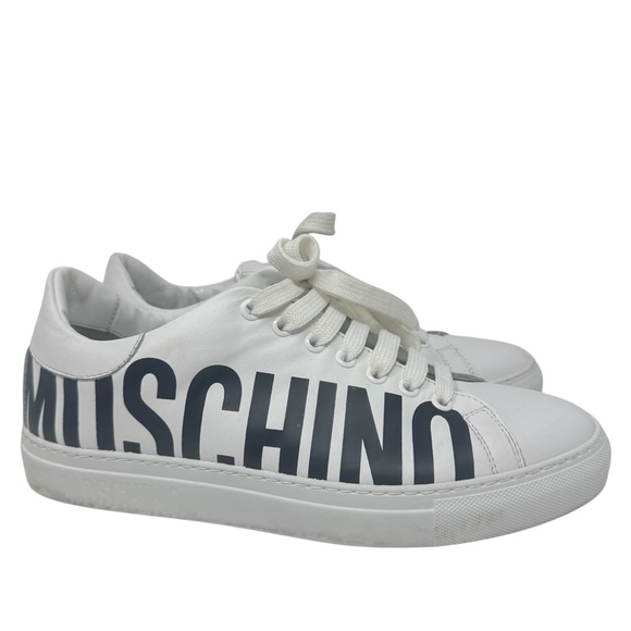 Moschino logo print low top sneakers SZ 40 Or US 10 - Picture 1 of 8